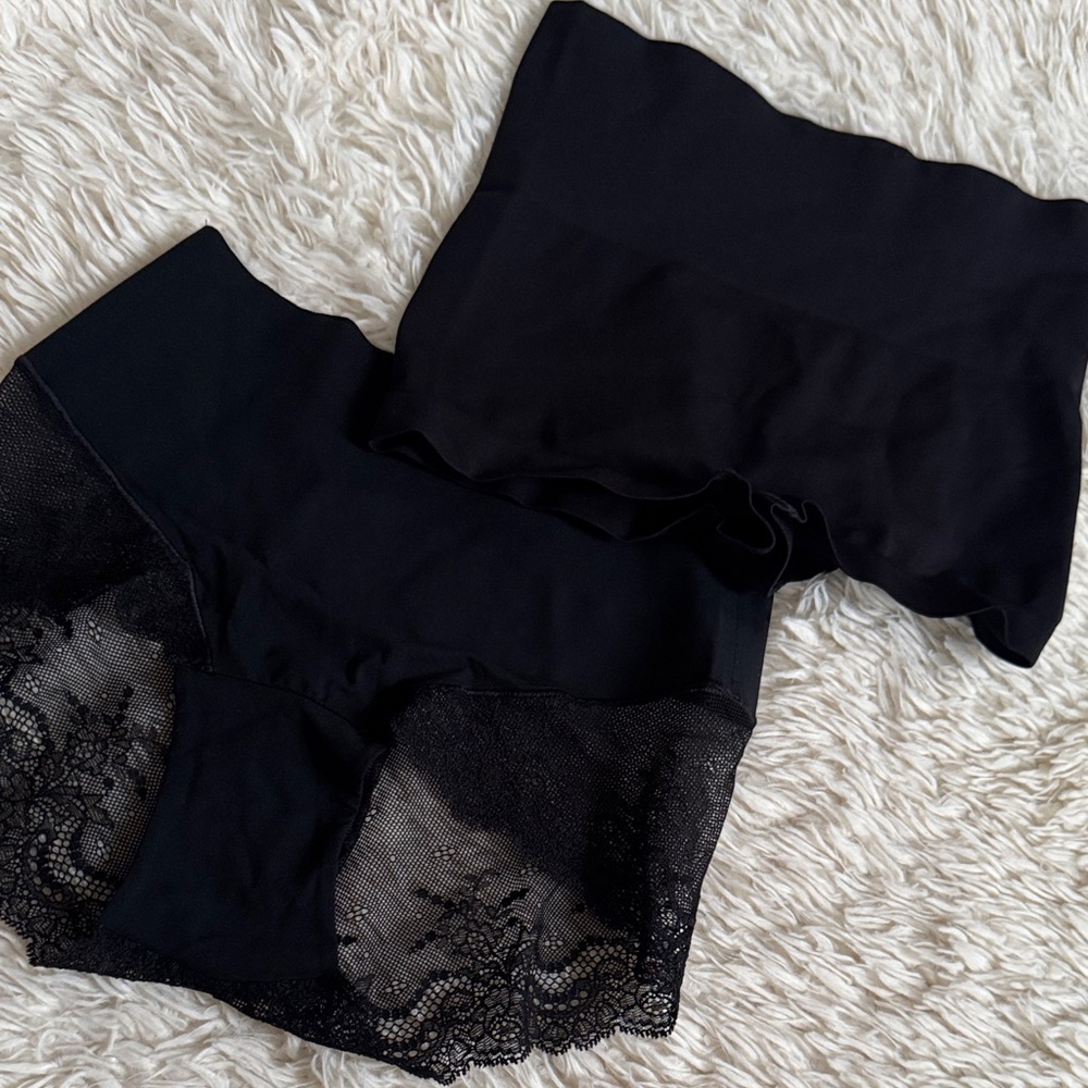 Bundle 2 pairs SPANX panties Medium NWOT